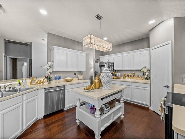 1707 W Venus Drive , Lancaster Texas 75134