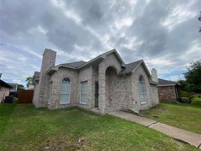 2800  Helen Lane , Mesquite Texas 75181