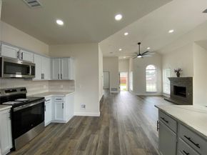 2800  Helen Lane , Mesquite Texas 75181