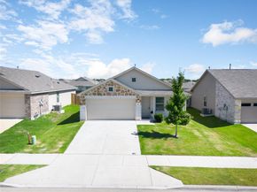 320  Red Rock Trail , Fort Worth Texas 76052