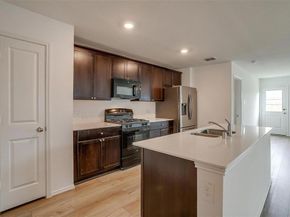 320  Red Rock Trail , Fort Worth Texas 76052