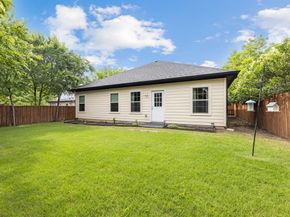 2808  Binyon  , Fort Worth Texas 76133