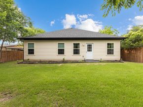 2808  Binyon  , Fort Worth Texas 76133