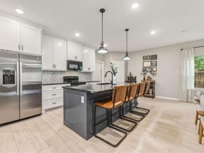 2808  Binyon  , Fort Worth Texas 76133