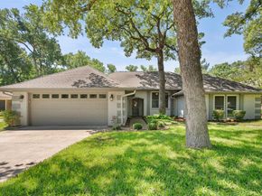 3404  Commander Court , Arlington Texas 76017