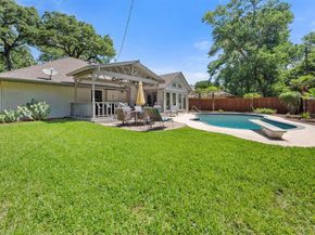 3404  Commander Court , Arlington Texas 76017