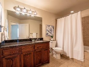 3250  Rosemeade Drive  2213, Fort Worth Texas 76116
