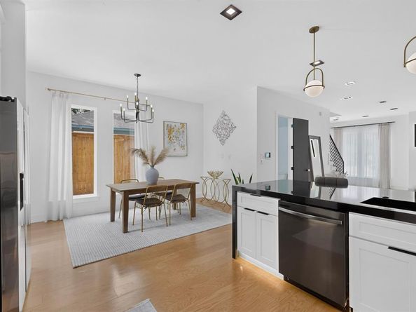 1226 S Ewing Avenue , Dallas Texas 75216