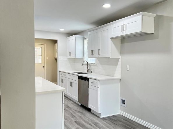 1006  McCallum Drive , Garland Texas 75042