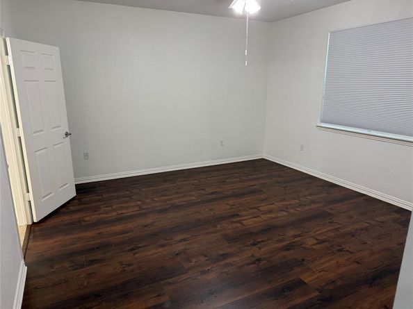 260  Bexar Drive , Lewisville Texas 75067