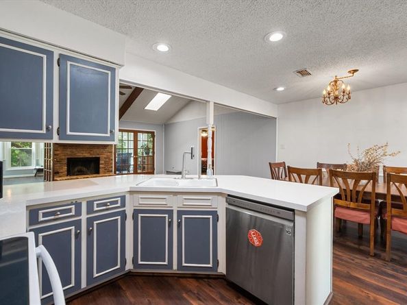 7636  Blue Carriage Lane , Fort Worth Texas 76120