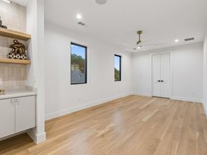 7615  Morton Street , Dallas Texas 75209