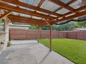949  Meadowdale Circle , Garland Texas 75043