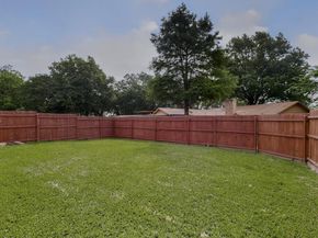 949  Meadowdale Circle , Garland Texas 75043