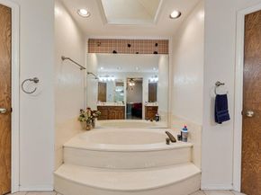 518  Colonial Drive , Garland Texas 75043