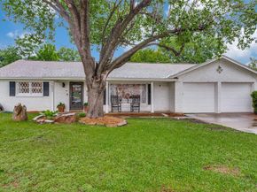 5652  Wimbleton Way , Fort Worth Texas 76133