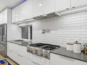 2010  Mcmillan Avenue , Dallas Texas 75206