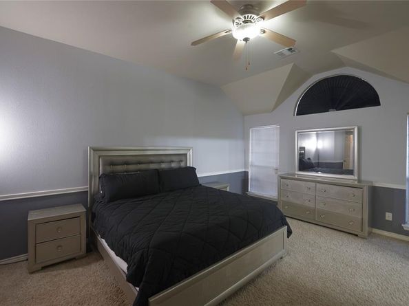 1532  Mill Creek Drive , DeSoto Texas 75115