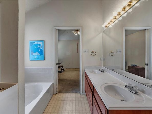 6700  Daffodil Court , Fort Worth Texas 76137