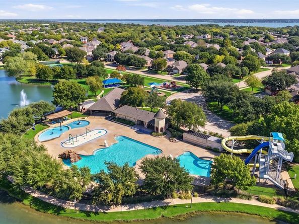 9006  Hogan Drive , Rowlett Texas 75089