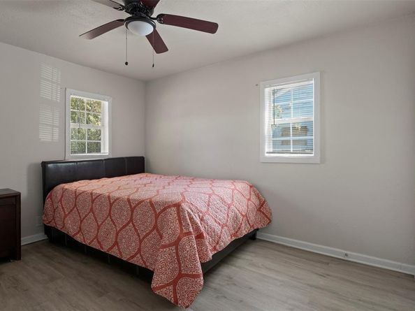 315  Rea Avenue , Lancaster Texas 75146