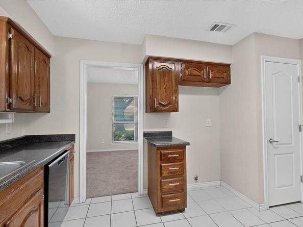 2009  Glencrest Lane , Garland Texas 75040