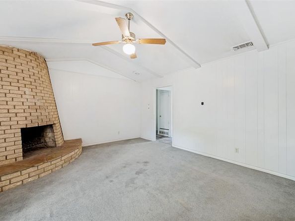 2817  Buffalo Court , Arlington Texas 76013