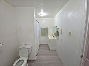 2721  Sharon Street , Dallas Texas 75211