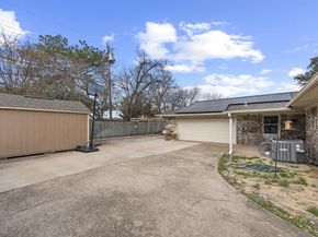 2505  Douglas Avenue , Irving Texas 75062