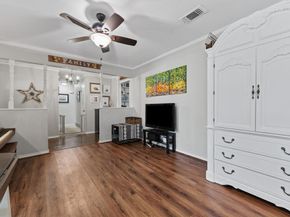 2505  Douglas Avenue , Irving Texas 75062