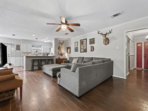 2505  Douglas Avenue , Irving Texas 75062