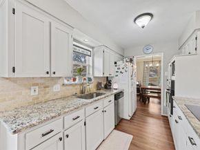 2505  Douglas Avenue , Irving Texas 75062