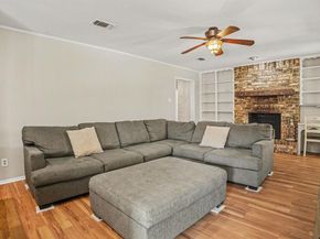 2505  Douglas Avenue , Irving Texas 75062