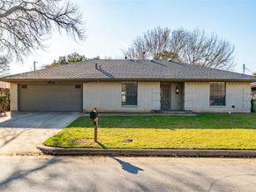 4910  Spring Creek Road , Arlington Texas 76017