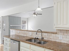 4910  Spring Creek Road , Arlington Texas 76017