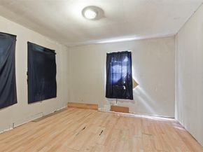 1703  Navaro Street , Dallas Texas 75208