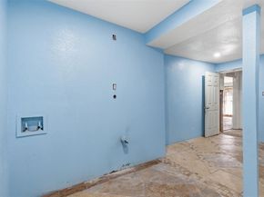 1703  Navaro Street , Dallas Texas 75208