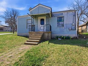 1703  Navaro Street , Dallas Texas 75208