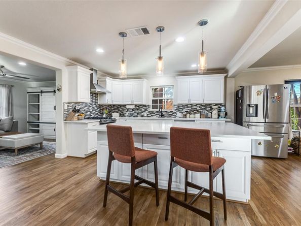 3106  Medina Drive , Garland Texas 75041