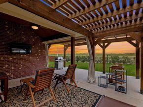 1020  Embers Lane , Denton Texas 76201