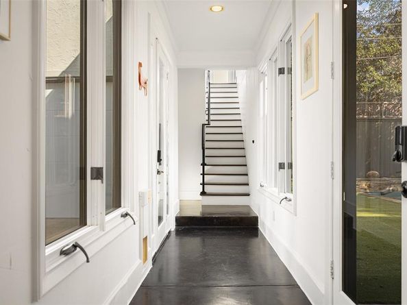 6713  Lake Circle Drive , Dallas Texas 75214