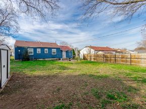 3212 S Llewellyn Avenue , Dallas Texas 75224