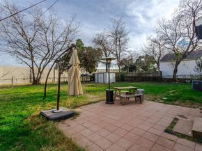 3212 S Llewellyn Avenue , Dallas Texas 75224