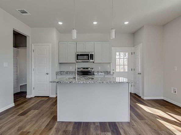 1649 E Terrell Avenue , Fort Worth Texas 76104