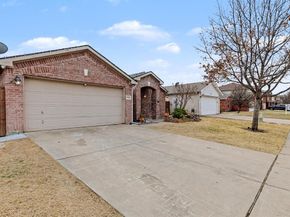 7936  Meadow Spring Lane , Fort Worth Texas 76120