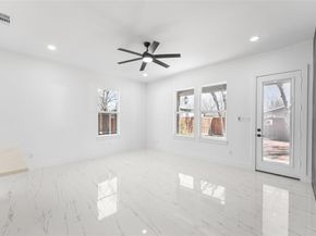 4132  Esmalda Street , Dallas Texas 75212