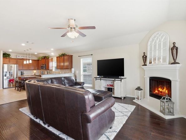 10013  Sailboard Drive , McKinney Texas 75072