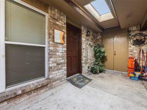 5702  Meadow Wood Lane , Fort Worth Texas 76112