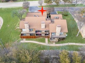 5702  Meadow Wood Lane , Fort Worth Texas 76112