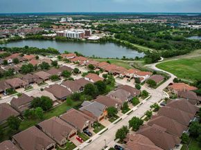 3529  Tuscan Hills Circle , Denton Texas 76210